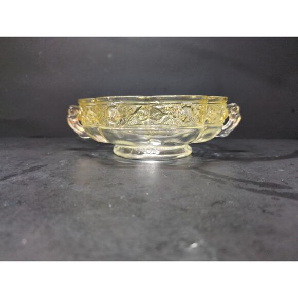 Jeanette Glass Aztec Rose Yellow Bowl, Vintage Scalloped Bowl, Sculpted‎ Roses - Picture 1 of 10